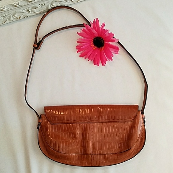 Kenneth Cole New York Leather Adjustable Strap - Picture 4 of 8